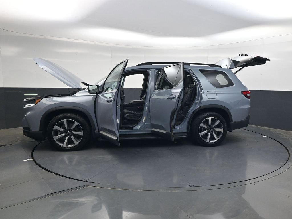 Used 2024 Honda Pilot Elite image 36