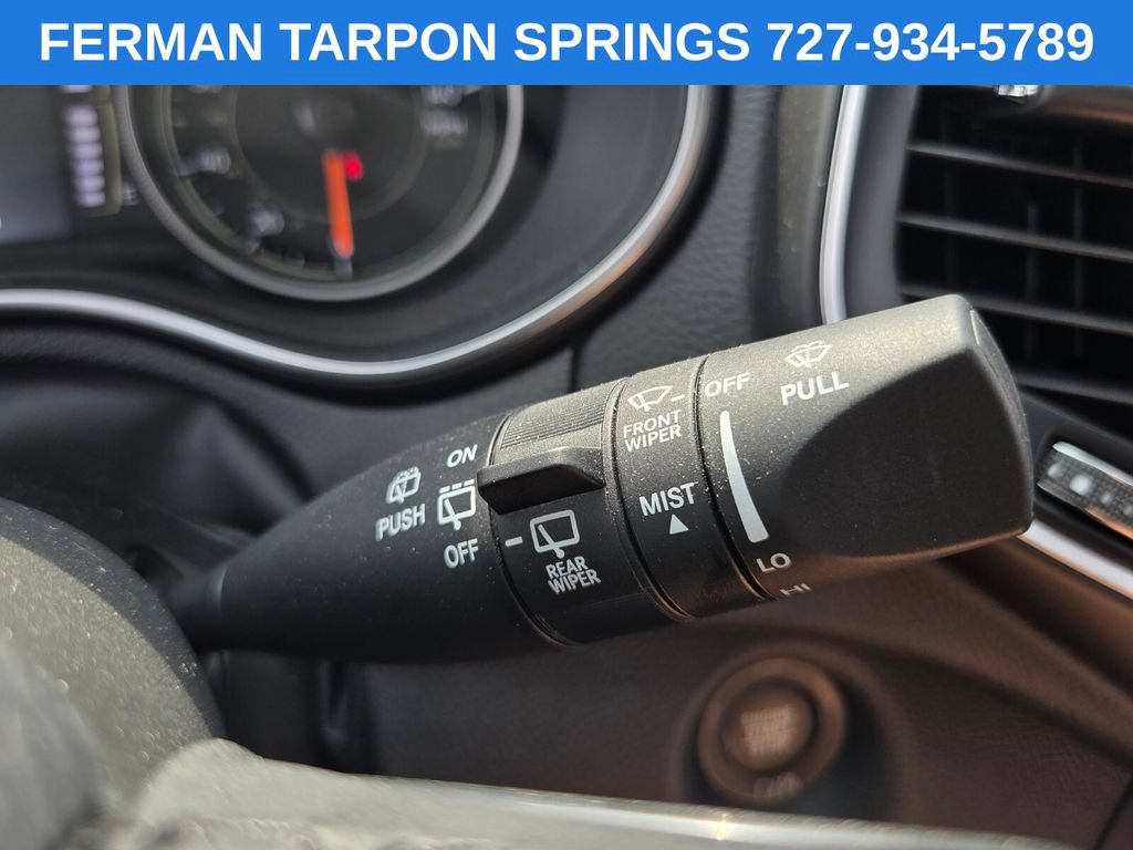 Used 2020 Jeep Cherokee Latitude Plus FWD image 32