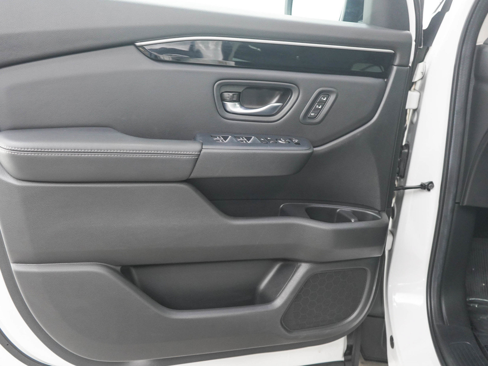 Used 2025 Honda Pilot Touring image 19