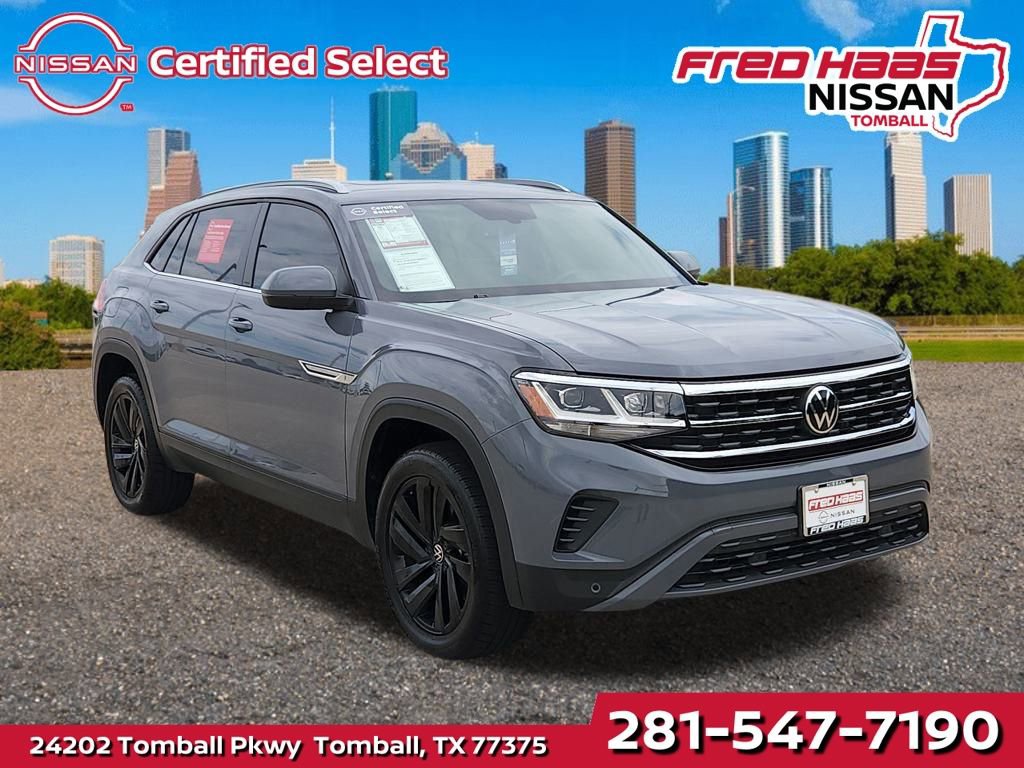 Used 2022 Volkswagen Atlas Cross Sport SE w/ Panoramic Sunroof Package