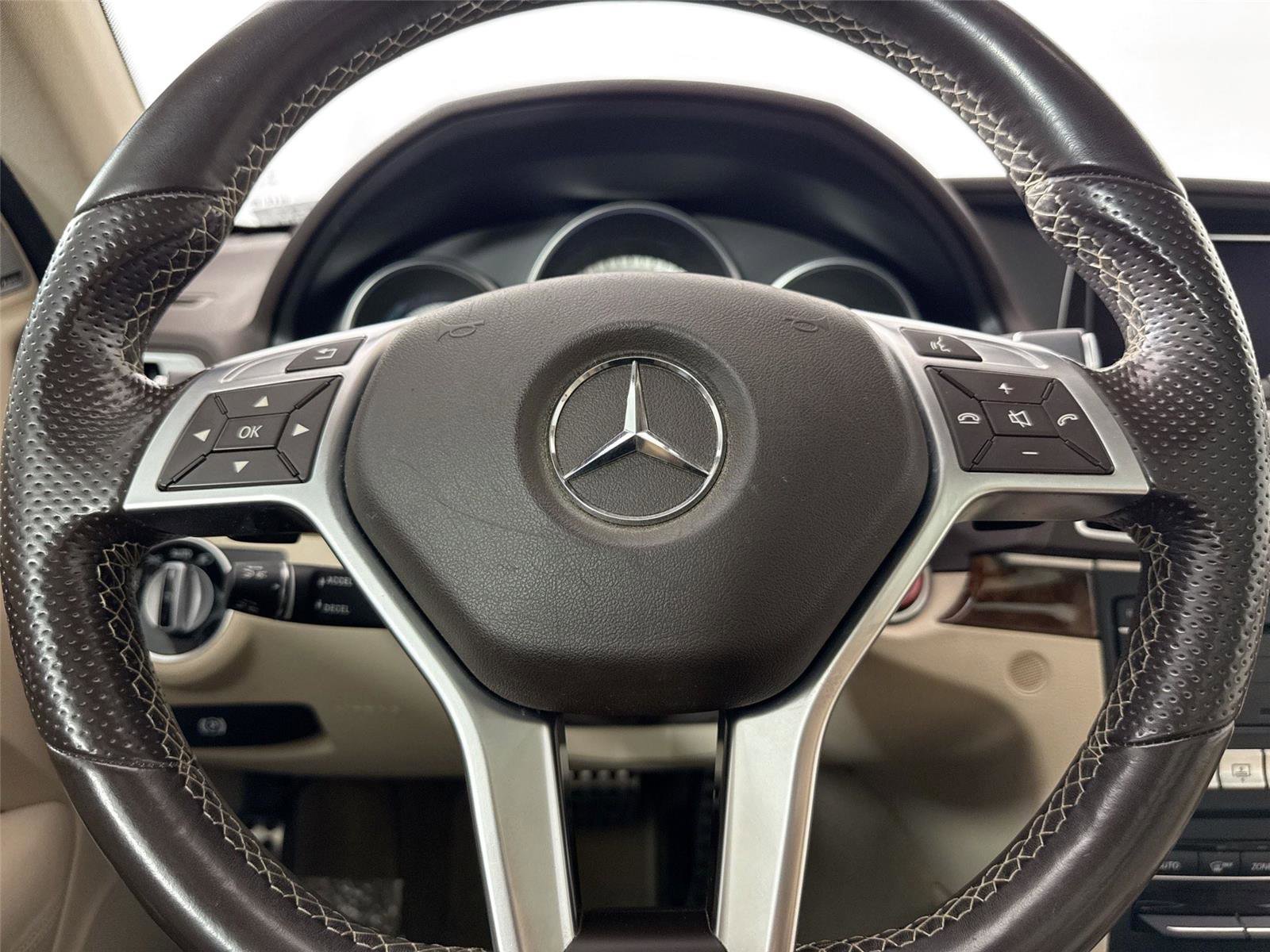 Used 2017 Mercedes-Benz E 400 Coupe image 16