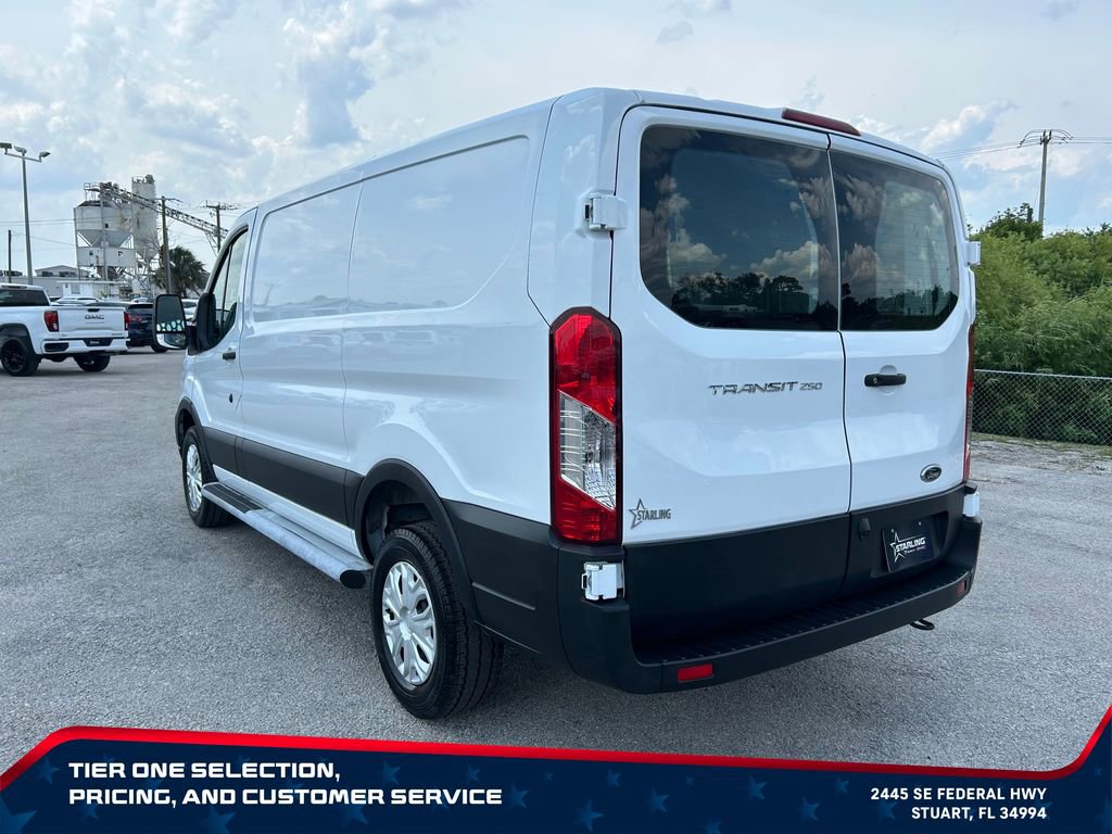 Used 2025 Ford Transit 250 Low Roof w/ Exterior Upgrade Package RWD image 7