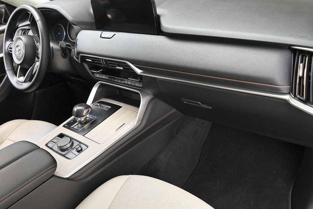 Certified 2025 MAZDA CX-90 3.3 Turbo w/ Preferred Package image 21