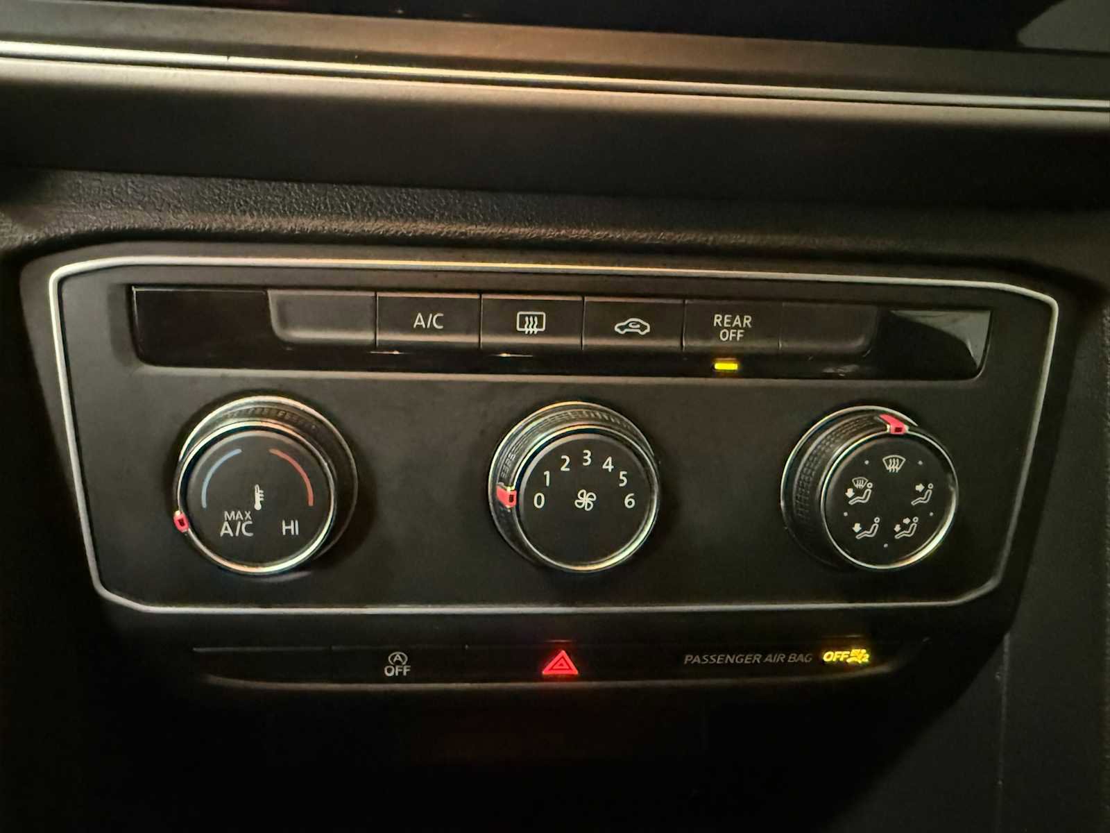 Used 2019 Volkswagen Atlas S image 33