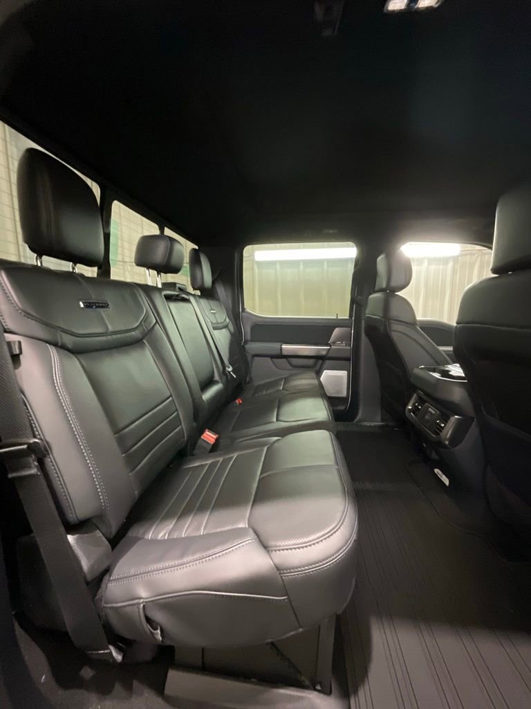 New 2026 Ford F250 Platinum w/ FX4 Off-Road Package image 11