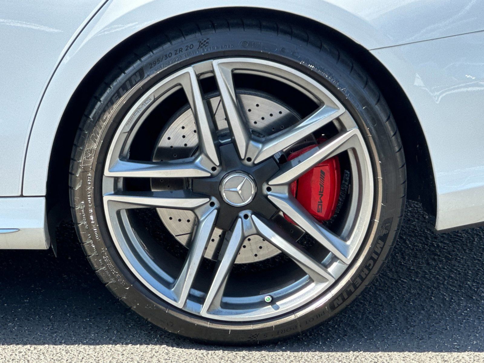 Used 2020 Mercedes-Benz E 63 AMG S image 32
