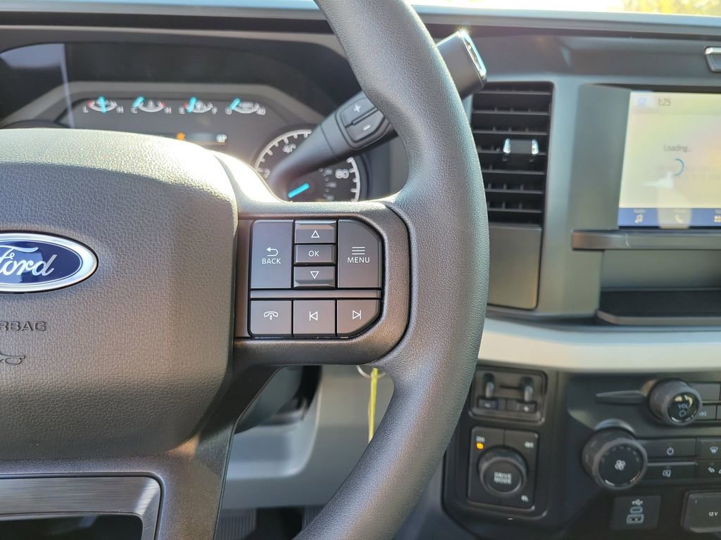 New 2026 Ford F550 4x4 Regular Cab Super Duty image 23