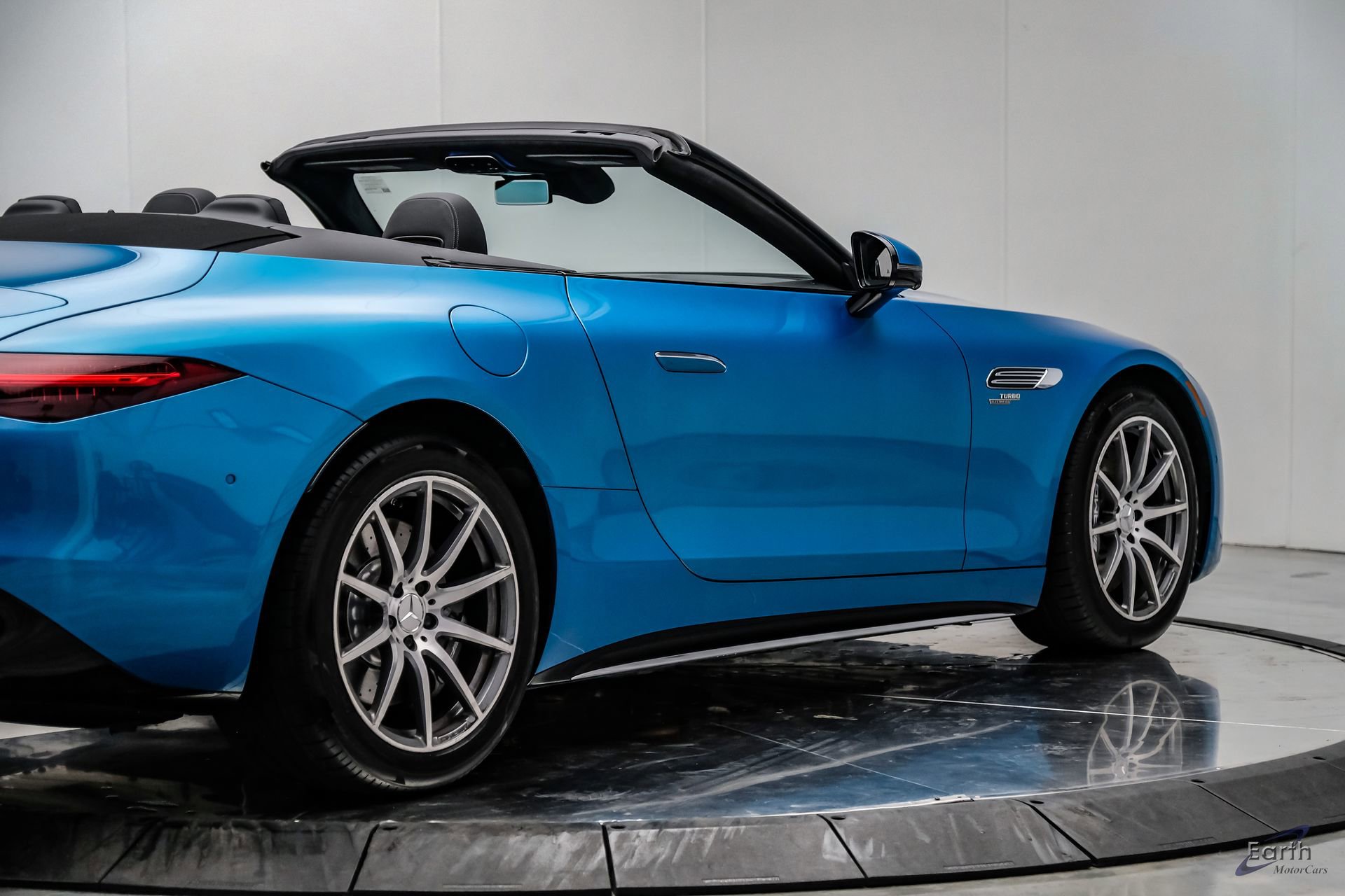 Used 2024 Mercedes-Benz SL 43 AMG image 25