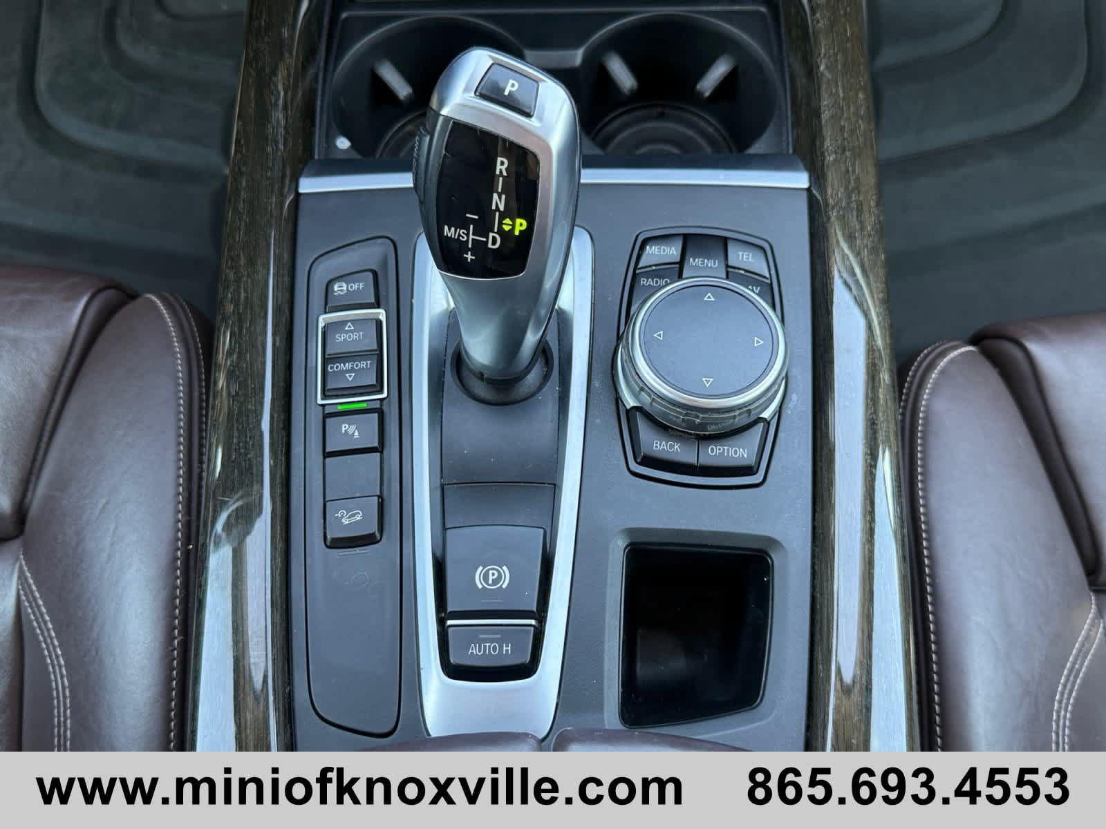 Used 2015 BMW X5 xDrive50i AWD/4WD image 23