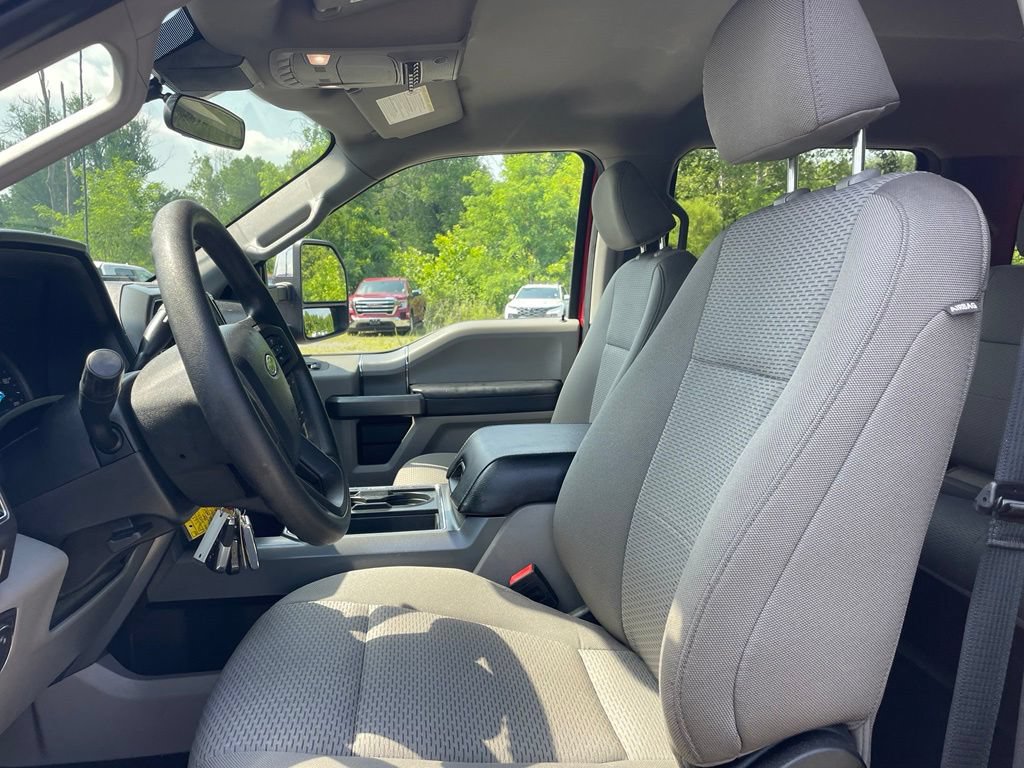Used 2021 Ford F250 XLT w/ XLT Premium Package AWD/4WD image 2