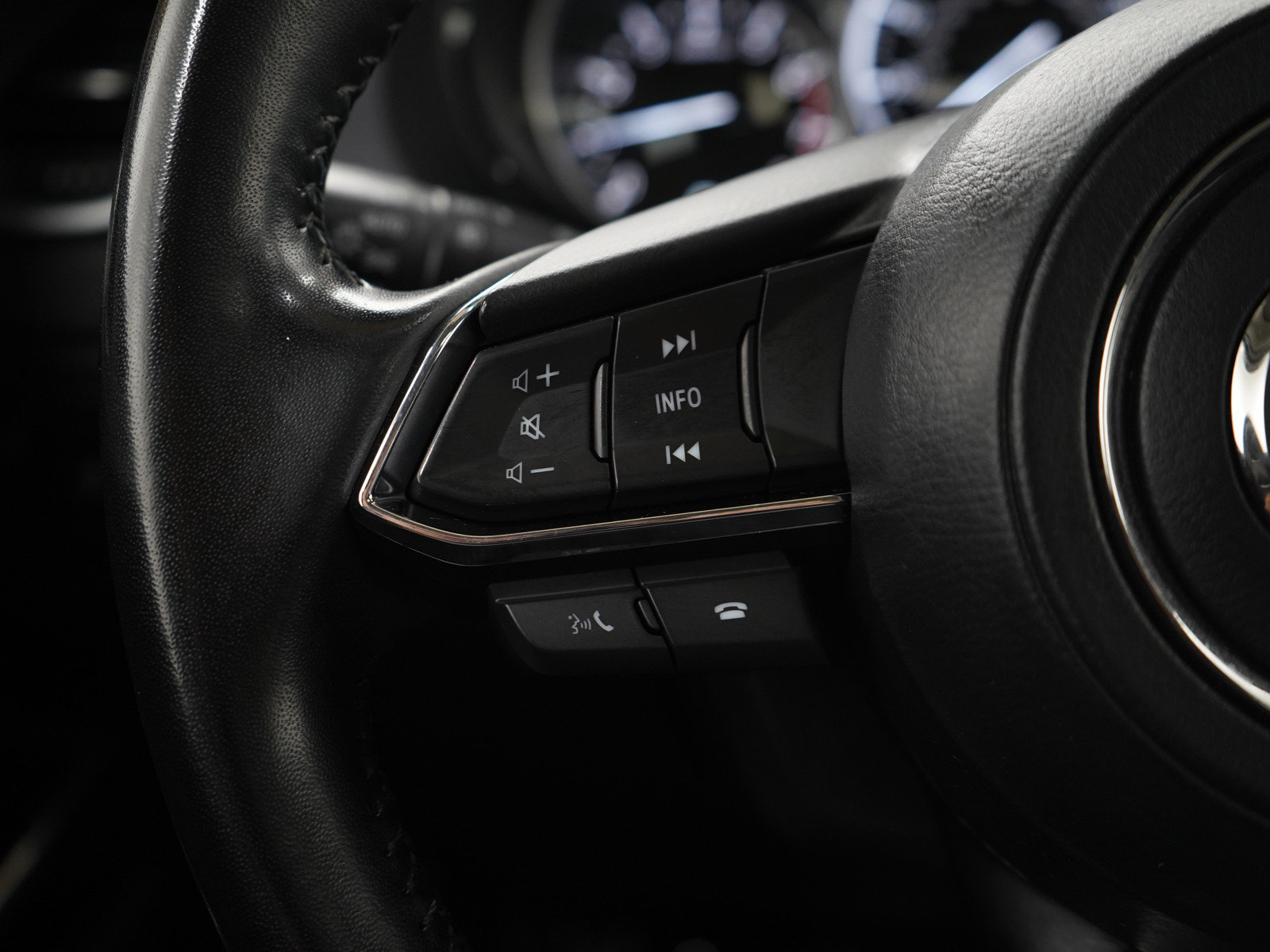 Used 2023 MAZDA CX-9 Touring Plus AWD/4WD image 27