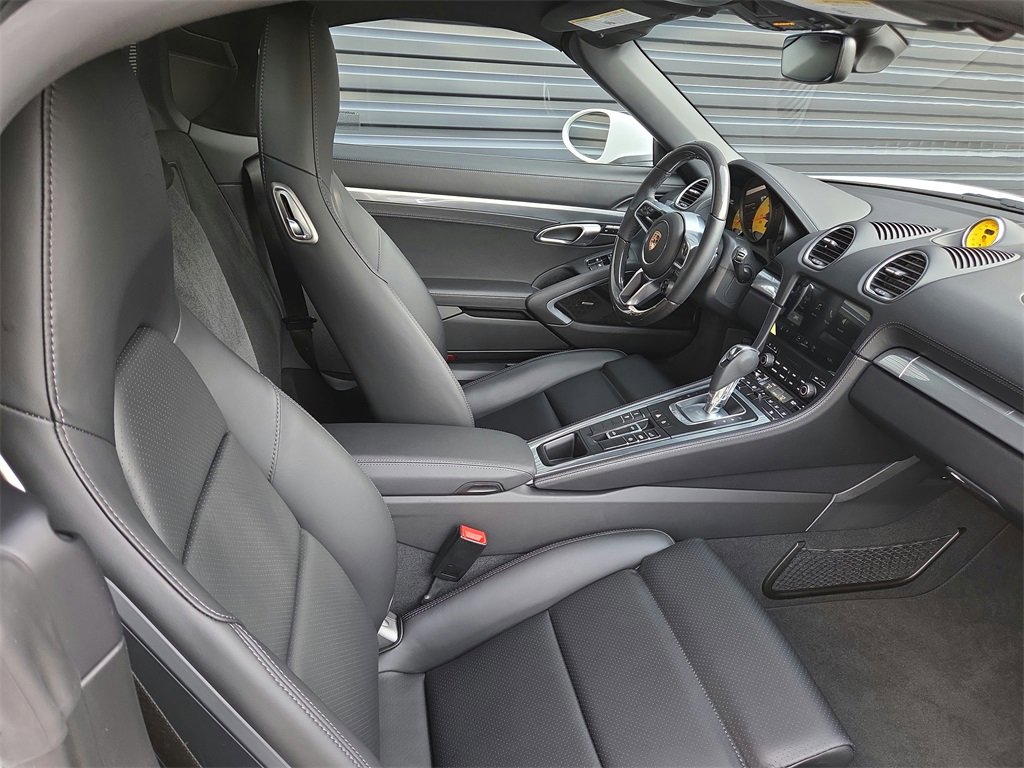 Used 2025 Porsche 718 Boxster GTS image 18