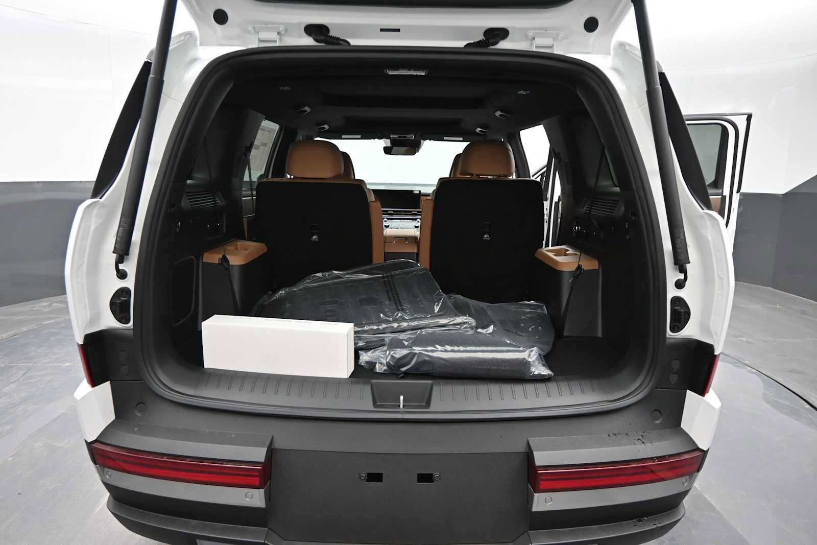 New 2026 Hyundai Santa Fe Limited AWD/4WD image 14