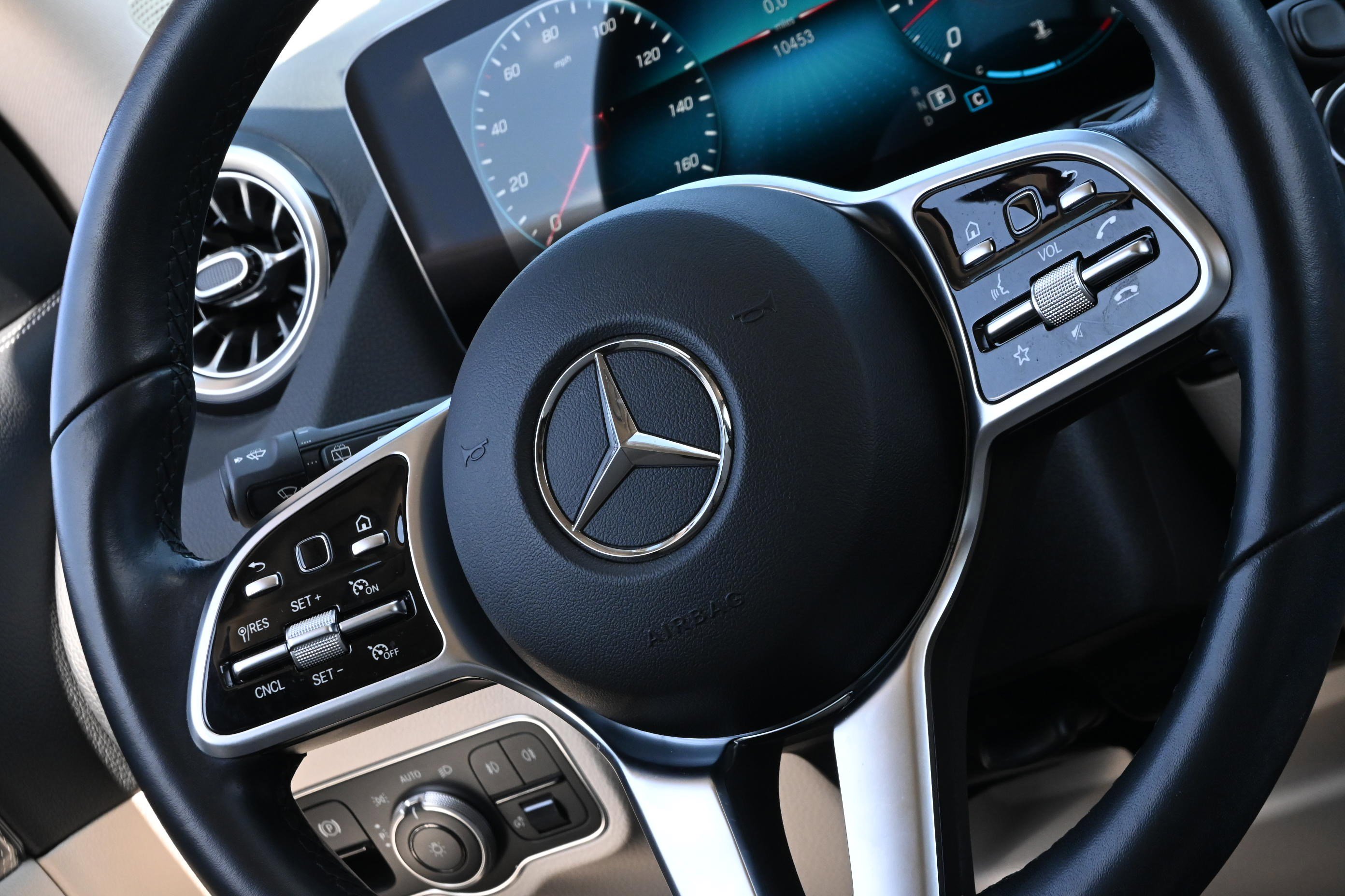 Used 2022 Mercedes-Benz GLA 250 image 22