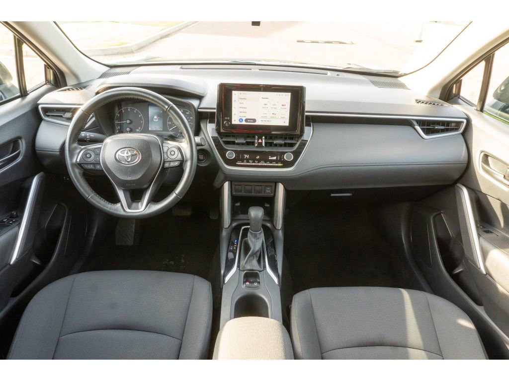 Used 2024 Toyota Corolla Cross LE FWD image 20