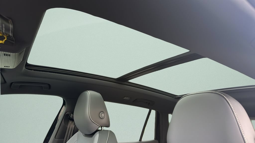 New 2026 Volkswagen Tiguan SE R-Line FWD image 15