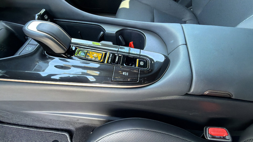 Certified 2025 Toyota Crown Signia w/ Advanced Technology Package image 13