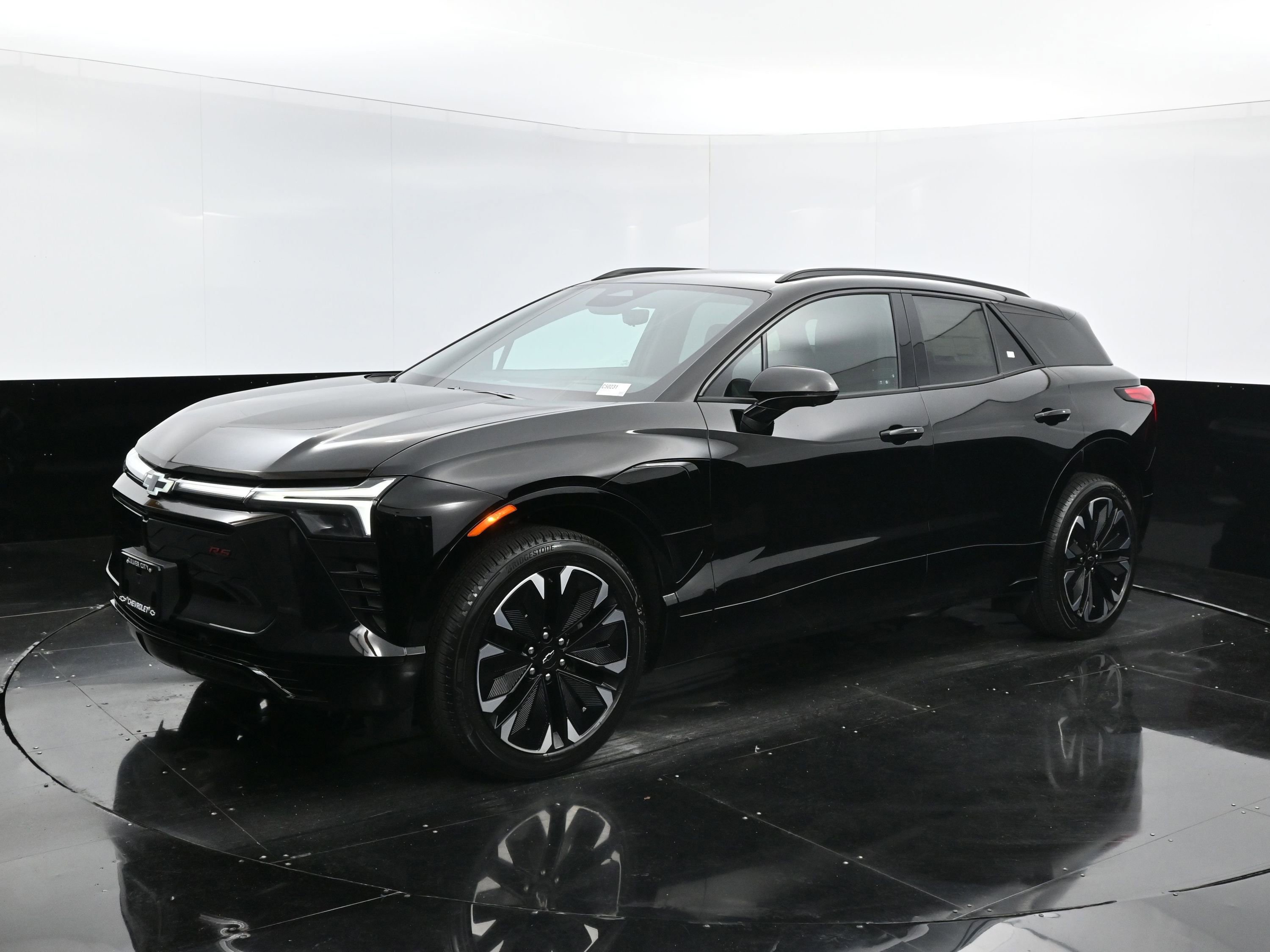 New 2025 Chevrolet Blazer EV RS image 3