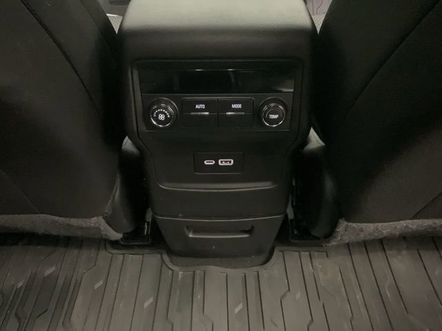 Certified 2022 GMC Acadia SLE image 29