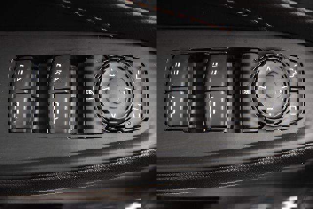 Used 2020 Chevrolet Traverse LT image 23