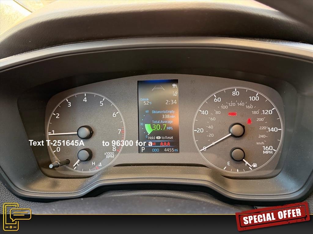 Used 2024 Toyota Corolla LE image 18