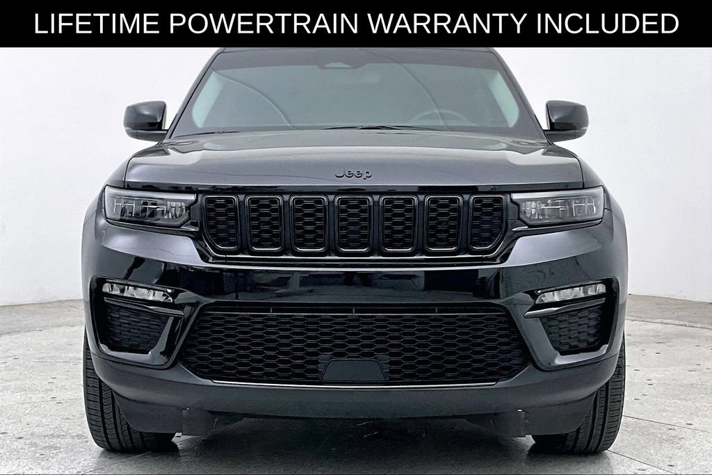 Used 2024 Jeep Grand Cherokee Limited w/ Black Appearance Package RWD image 4