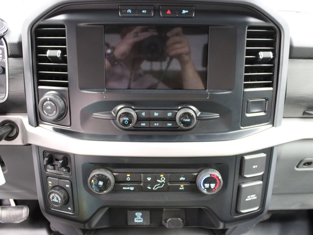 Used 2023 Ford F150 XLT w/ Trailer Tow Package AWD/4WD image 19