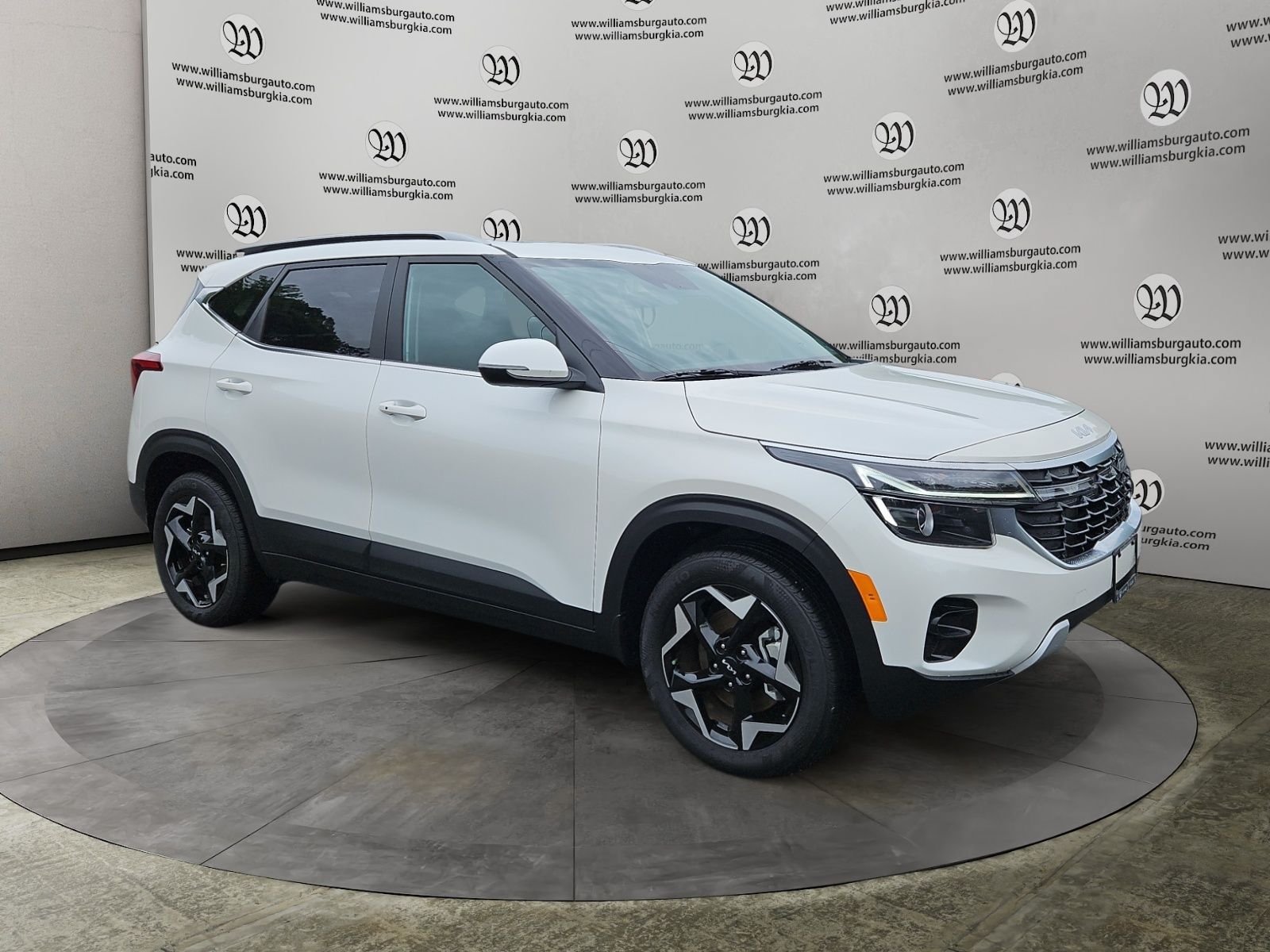Used 2025 Kia Seltos EX w/ EX Sunroof Package AWD/4WD image 7