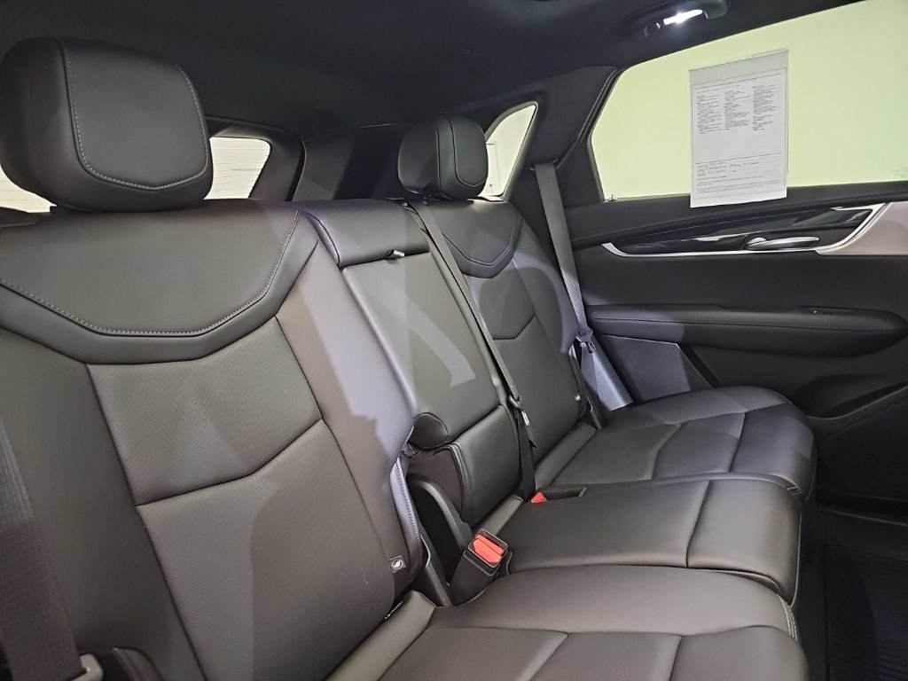 Used 2023 Cadillac XT5 Premium Luxury AWD/4WD image 12