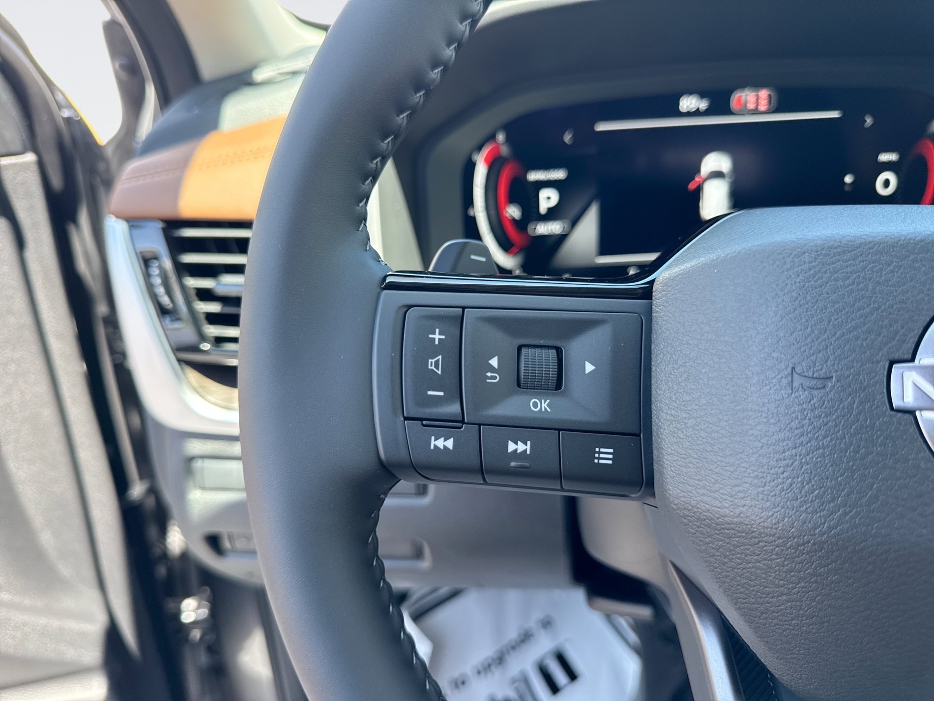 New 2026 Nissan Rogue Platinum AWD/4WD image 25