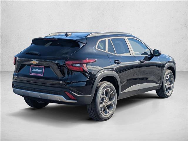 New 2026 Chevrolet Trax LT image 2