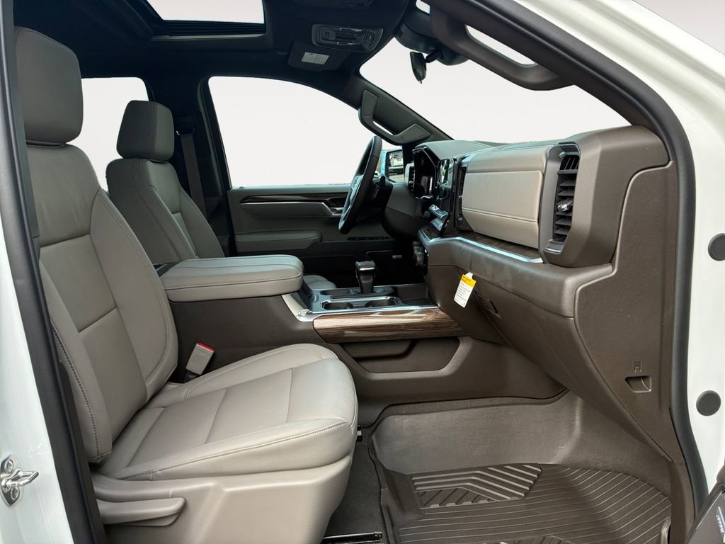 New 2026 Chevrolet Silverado 1500 LT Trail Boss w/ Convenience Package II AWD/4WD image 15