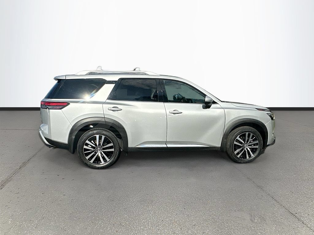 Used 2023 Nissan Pathfinder Platinum w/ Cargo Package AWD/4WD image 8