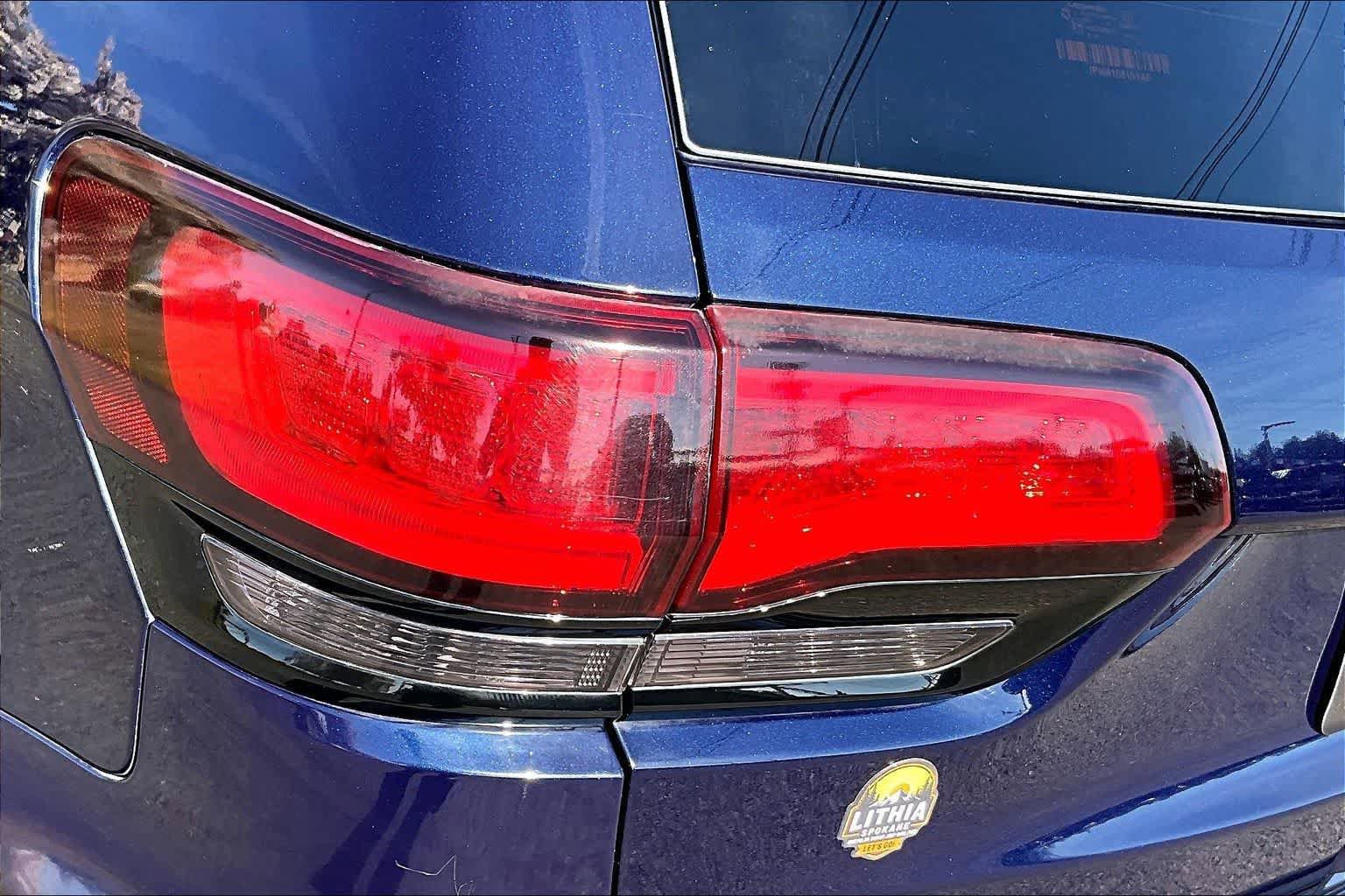 Used 2017 Jeep Grand Cherokee SRT w/ Trailer Tow Group IV AWD/4WD image 32