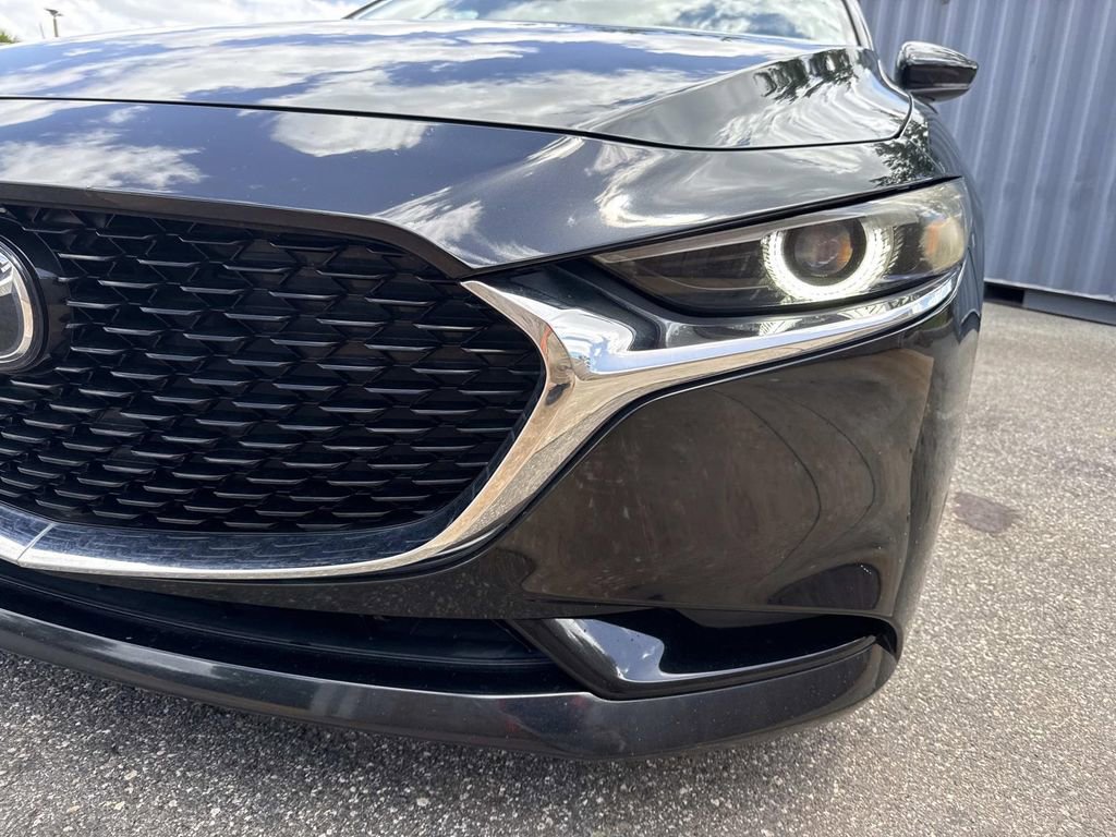 Used 2019 MAZDA MAZDA3 Sedan w/ Premium Package image 10