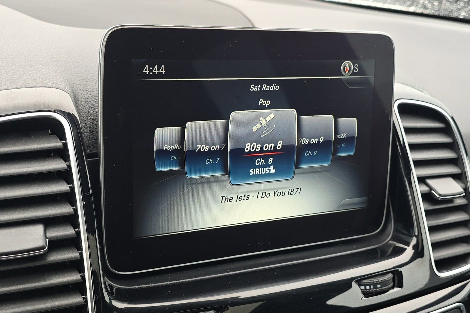 Used 2018 Mercedes-Benz GLE 350 4MATIC image 20