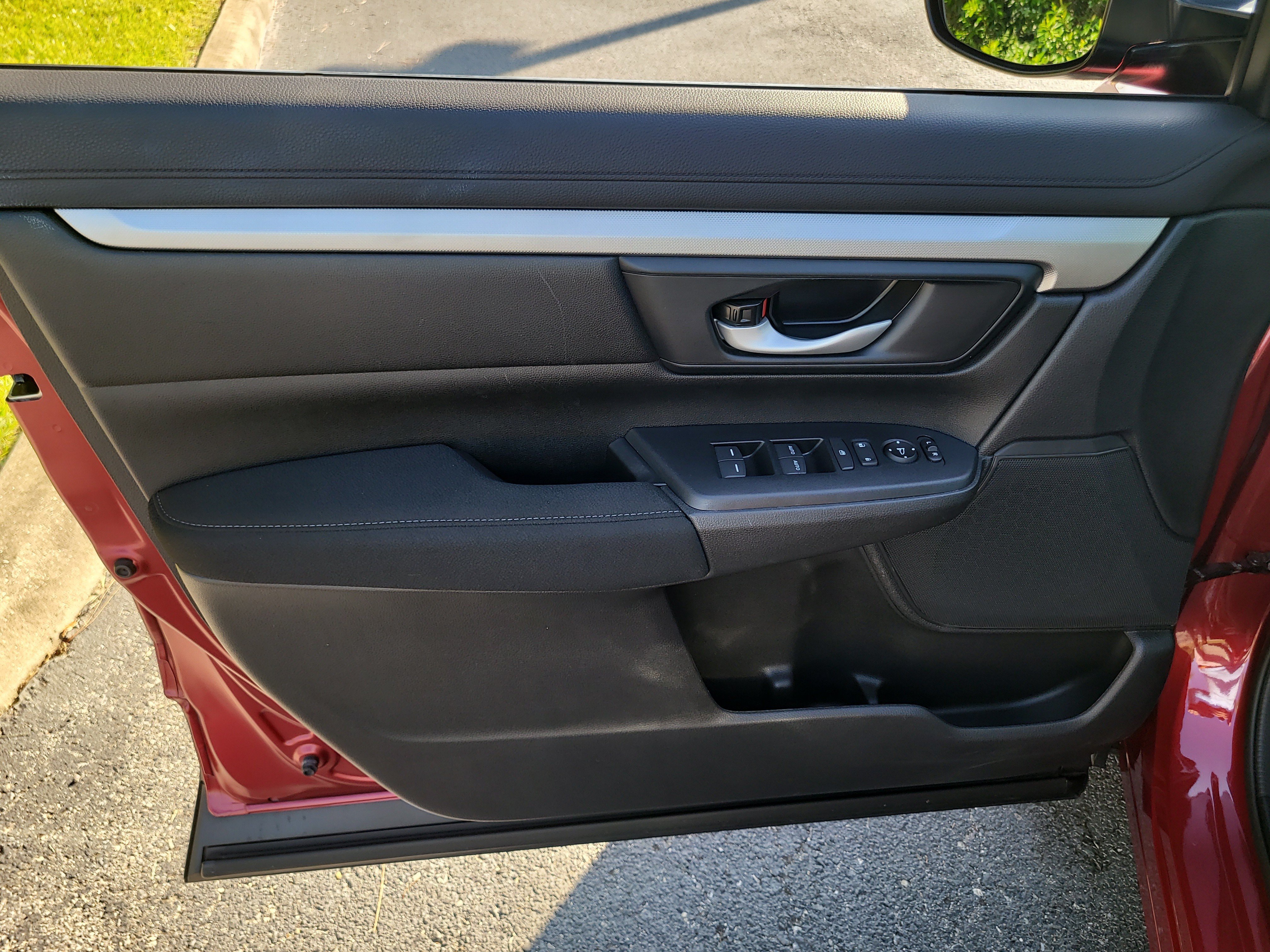 Used 2022 Honda CR-V Special Edition image 16
