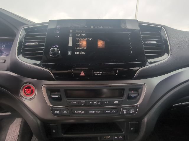 Used 2022 Honda Pilot Sport image 24