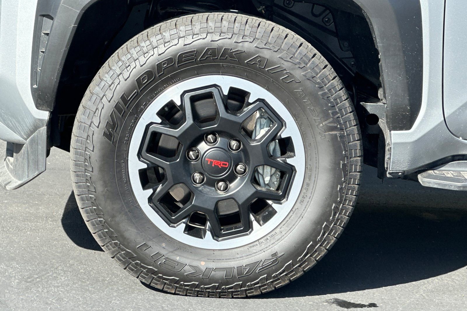 Used 2025 Toyota 4Runner TRD Off-Road image 25