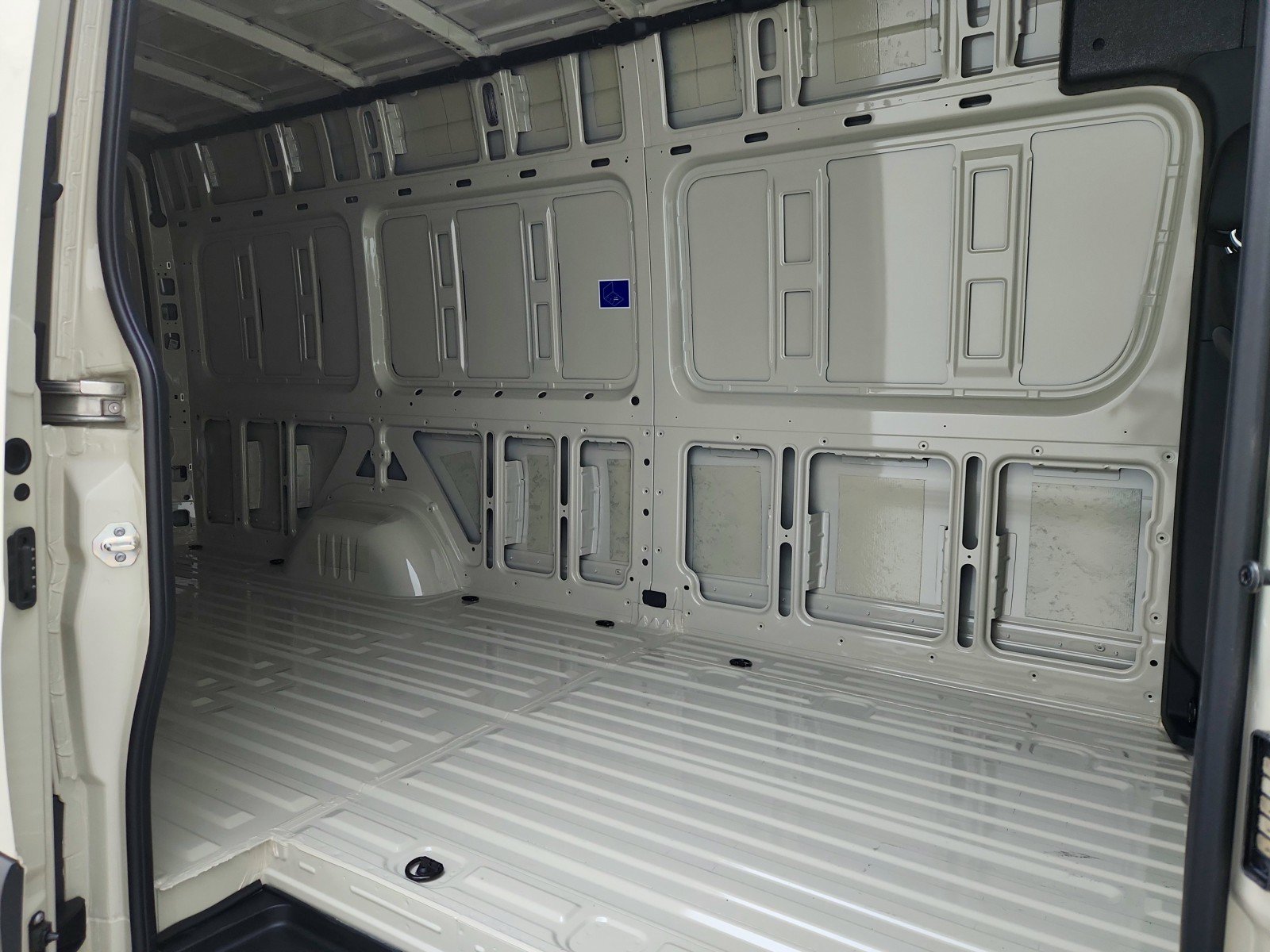 New 2026 Mercedes-Benz Sprinter 2500 image 19