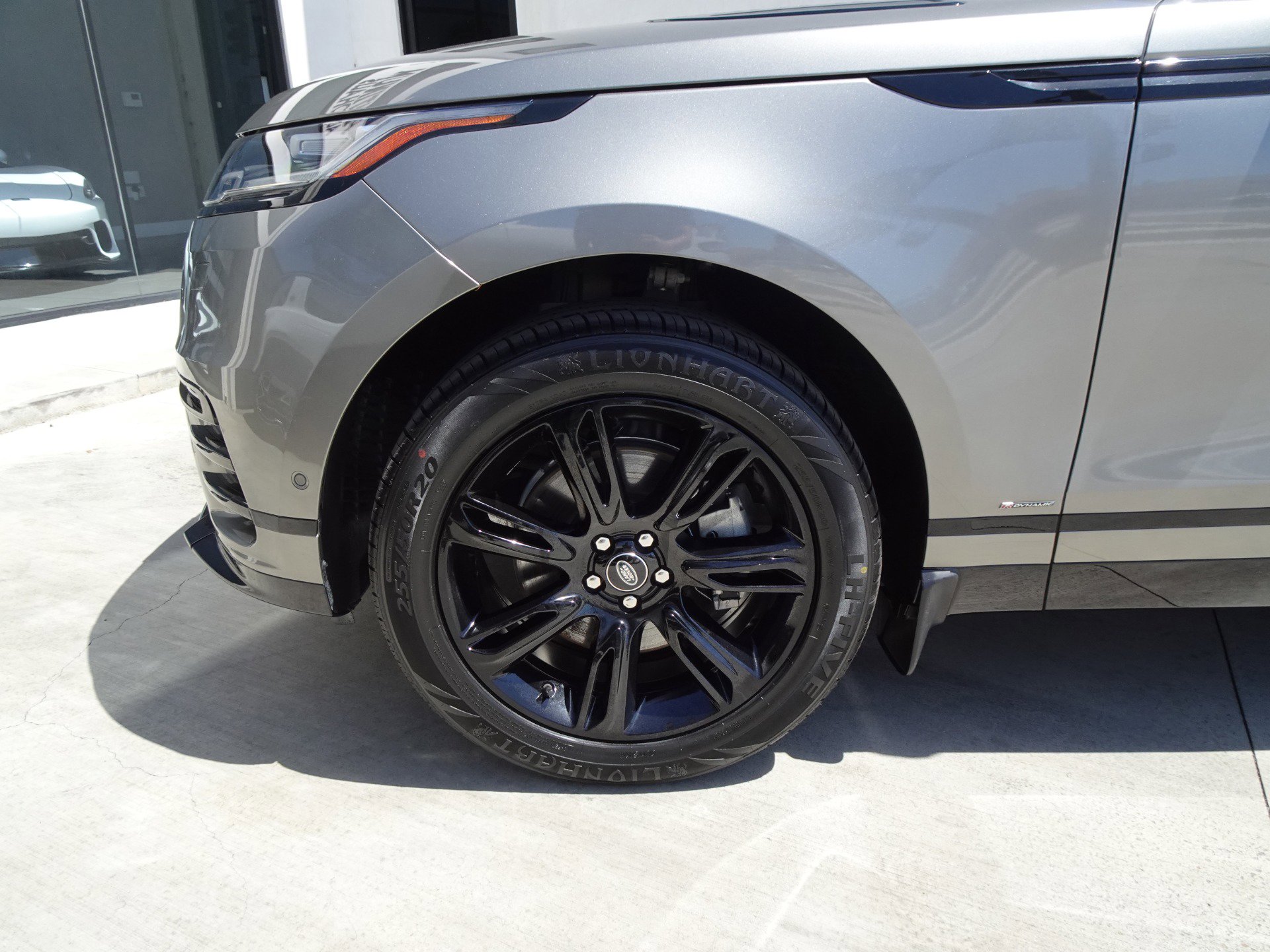 Used 2021 Land Rover Range Rover Velar R-Dynamic S AWD/4WD image 10