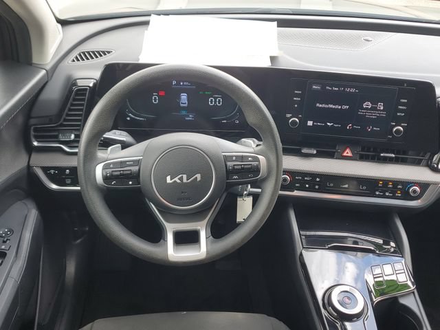 Used 2023 Kia Sportage LX AWD/4WD image 13