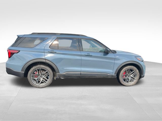 Used 2026 Ford Explorer ST-Line w/ ST-Line Street Pack AWD/4WD image 7