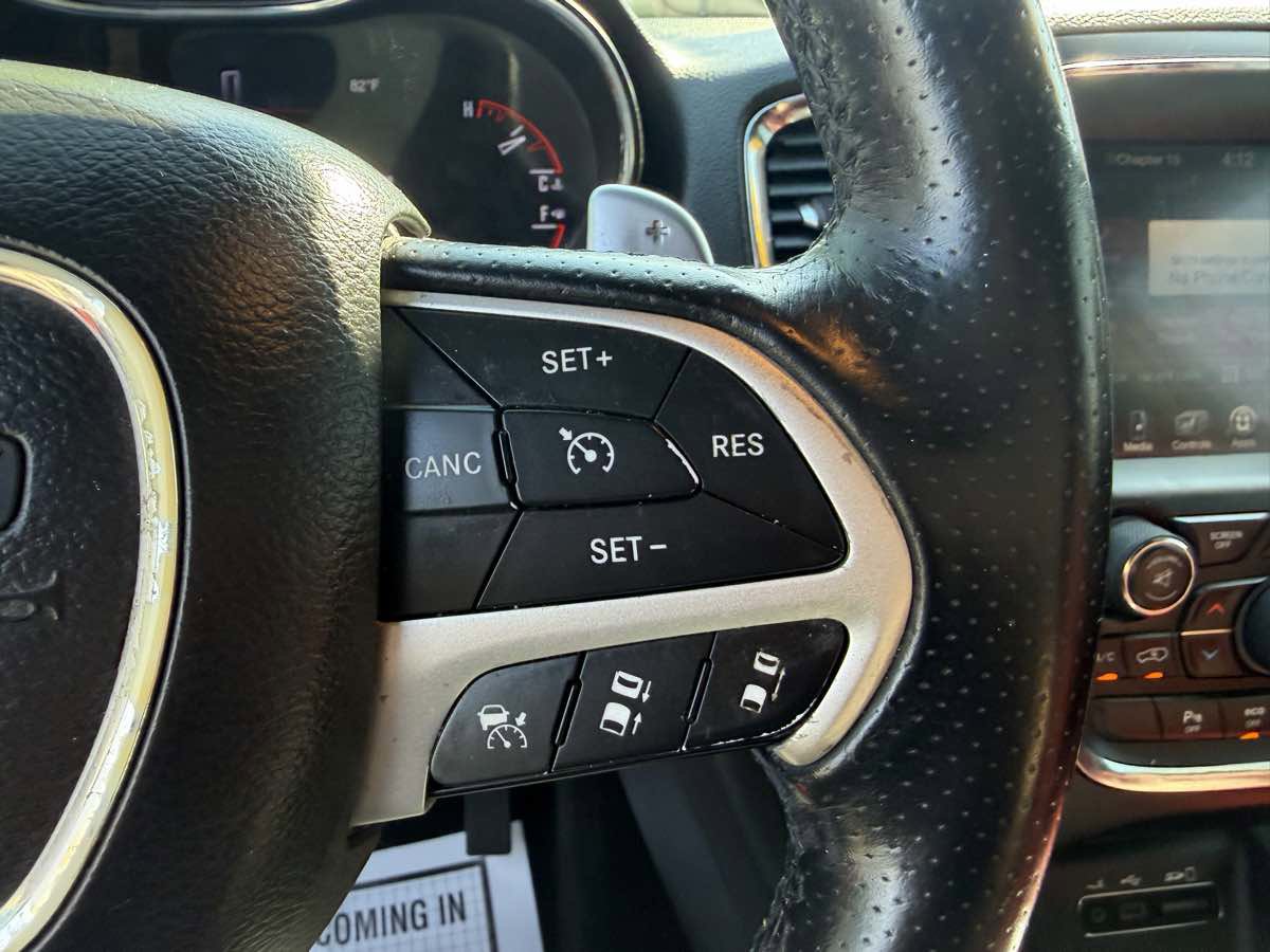 Used 2016 Dodge Durango R/T w/ Technology Group RWD image 37