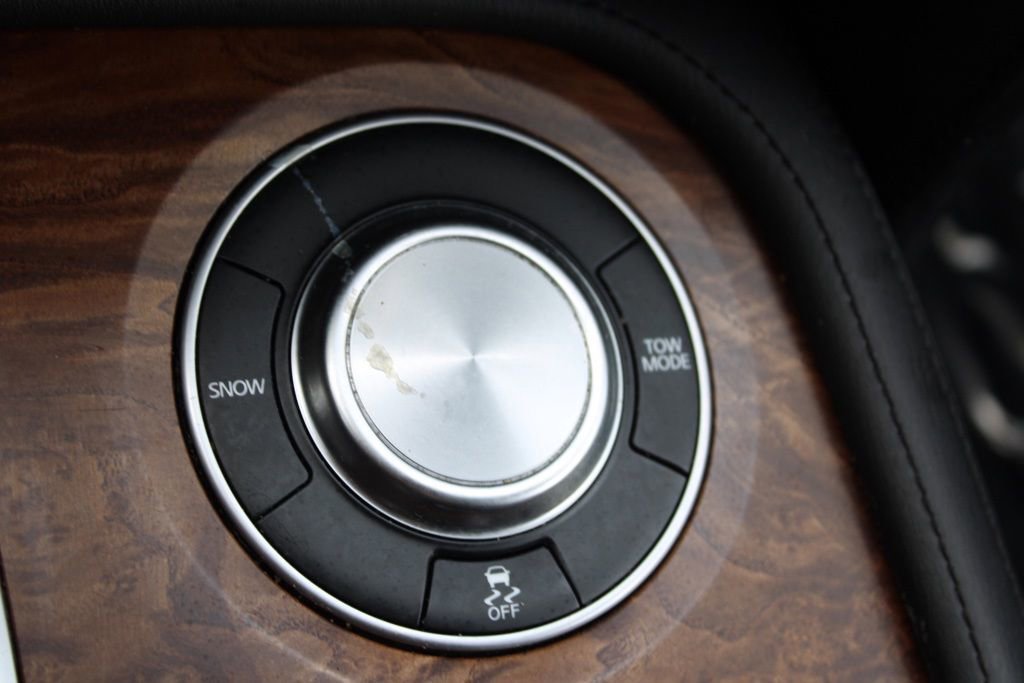 Used 2023 Nissan Armada SL image 47