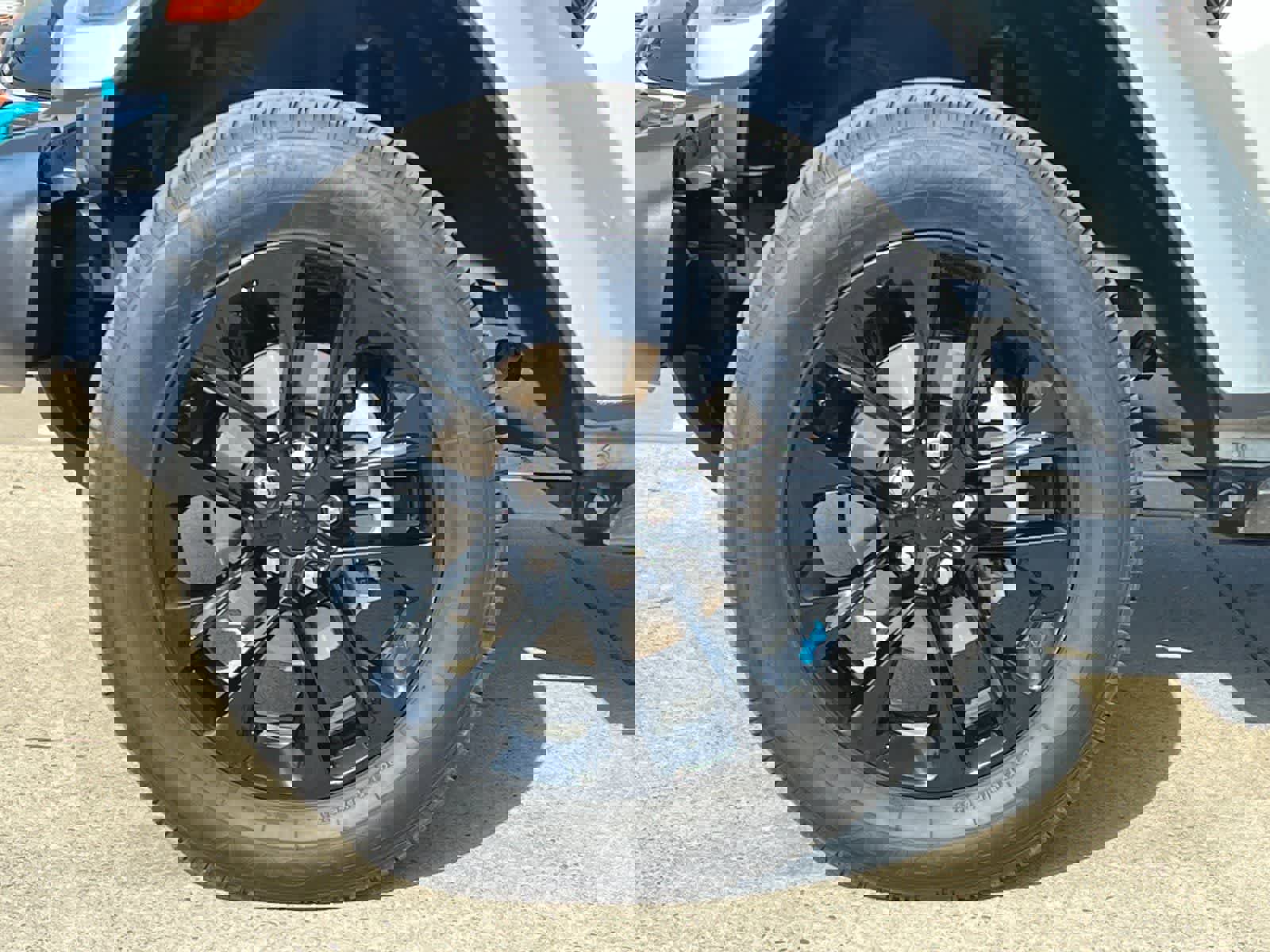 Used 2023 Jeep Wrangler Sahara image 27