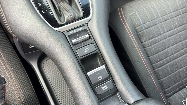 Used 2025 Honda HR-V Sport image 18