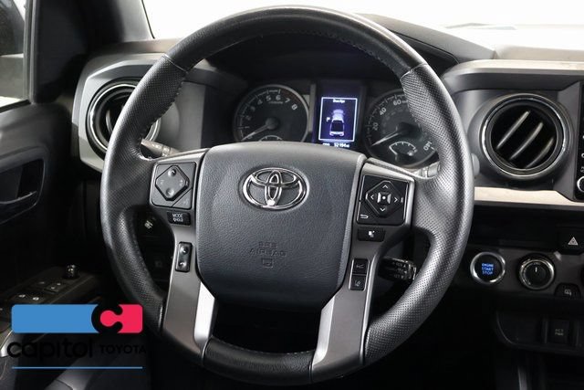 Certified 2020 Toyota Tacoma TRD Off-Road AWD/4WD image 15