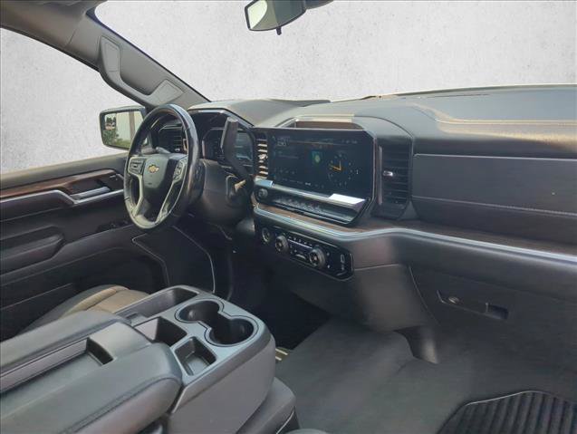 Used 2022 Chevrolet Silverado 1500 LT AWD/4WD image 21