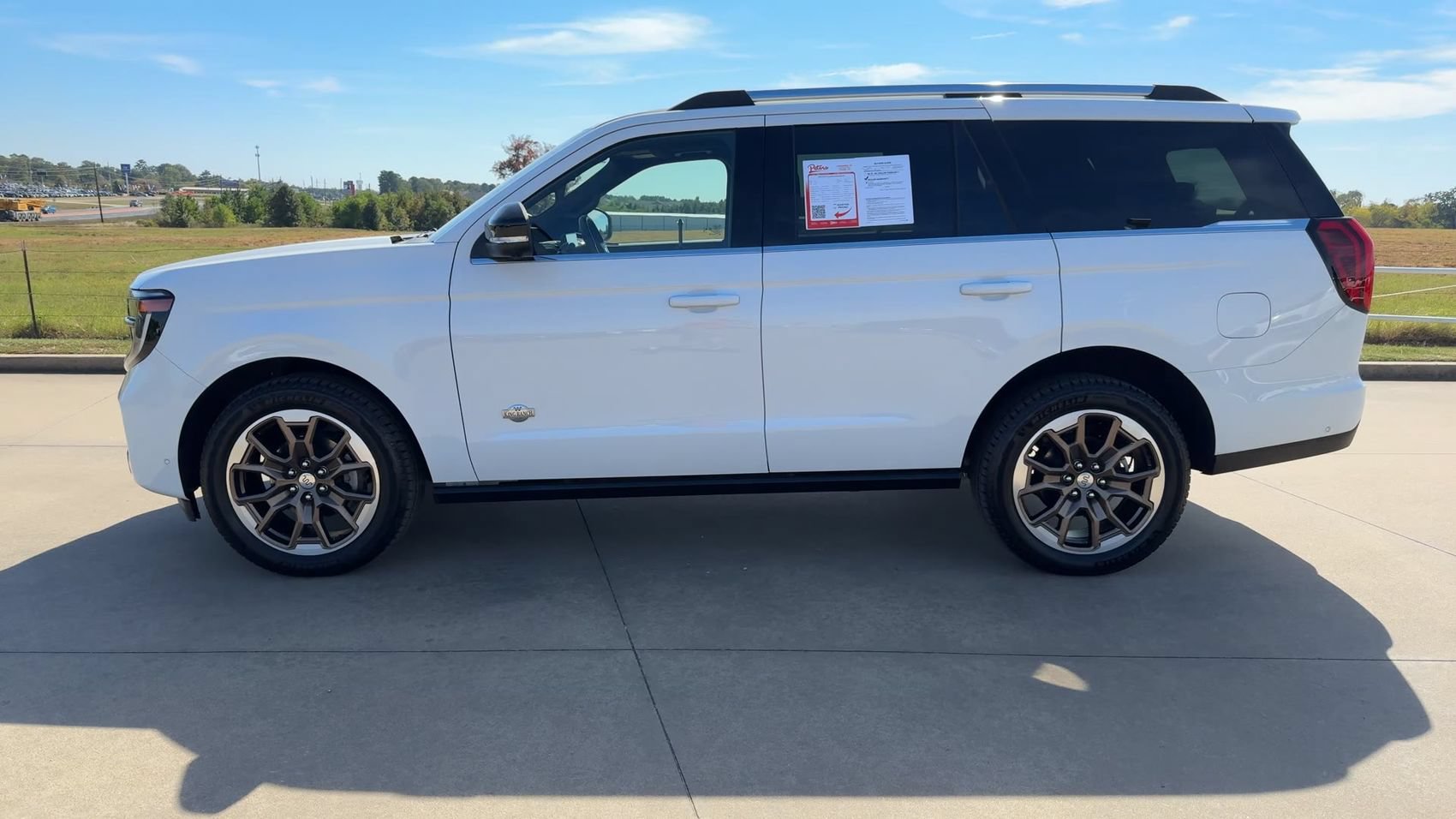 Used 2025 Ford Expedition King Ranch AWD/4WD image 5
